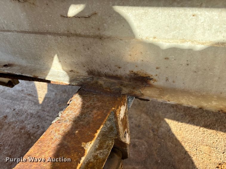 image for item FG0087 Dempster Clipper-200S spreader