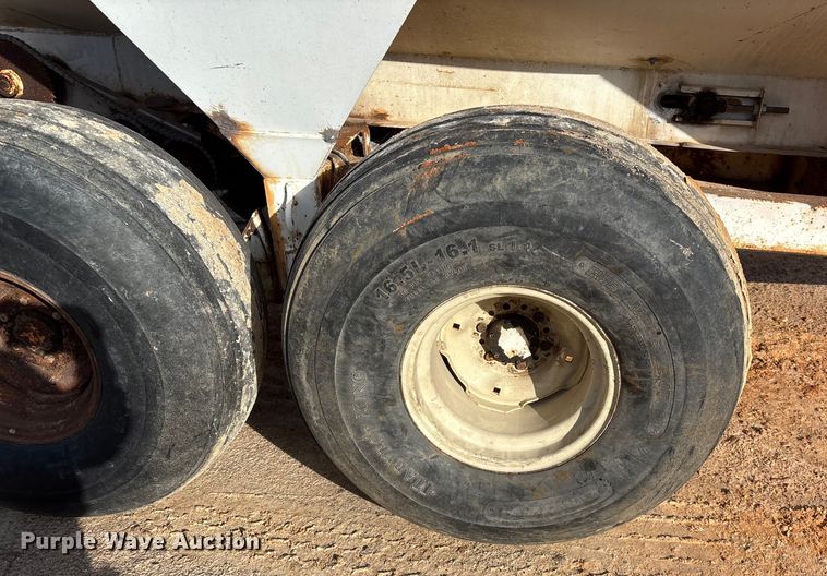 image for item FG0087 Dempster Clipper-200S spreader