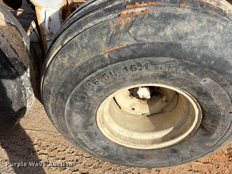 image for item FG0087 Dempster Clipper-200S spreader