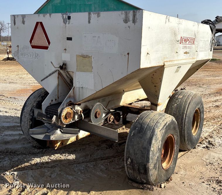 image for item FG0088 Dempster Clipper - 200S spreader