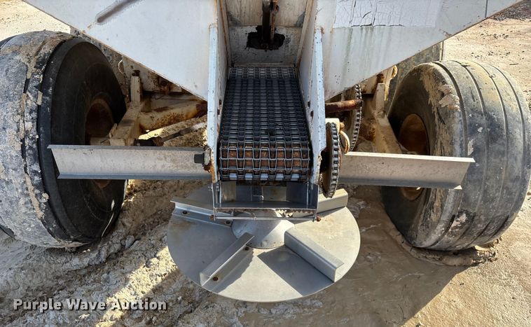 image for item FG0088 Dempster Clipper - 200S spreader