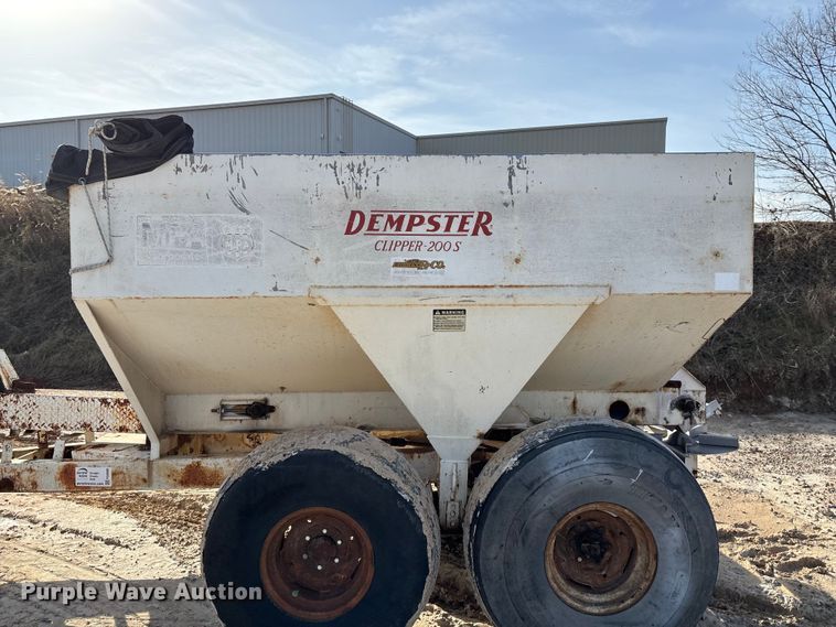 image for item FG0088 Dempster Clipper - 200S spreader