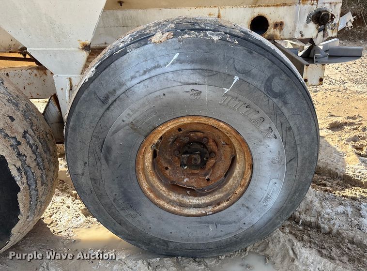 image for item FG0088 Dempster Clipper - 200S spreader