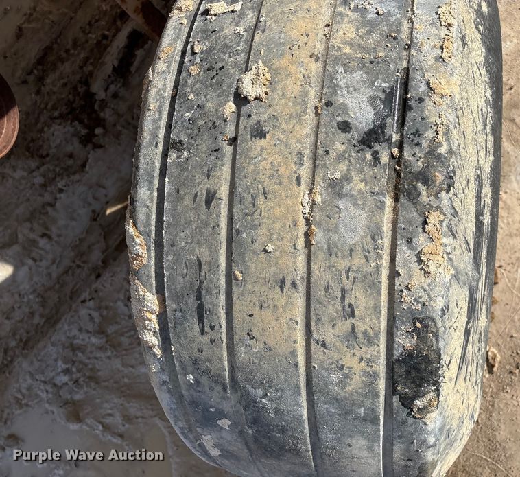 image for item FG0088 Dempster Clipper - 200S spreader