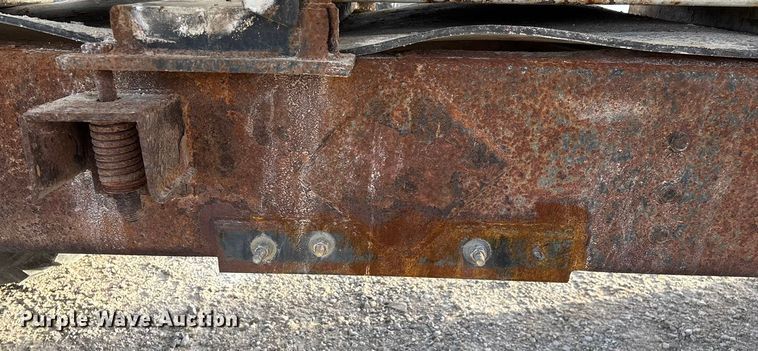 image for item FG0089 2002 International 8100 applicator truck