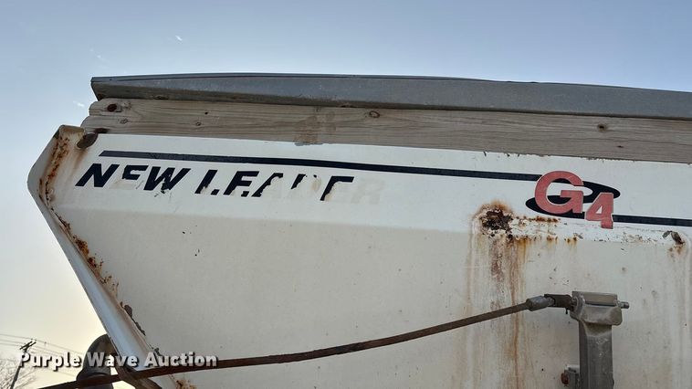 image for item FG0089 2002 International 8100 applicator truck