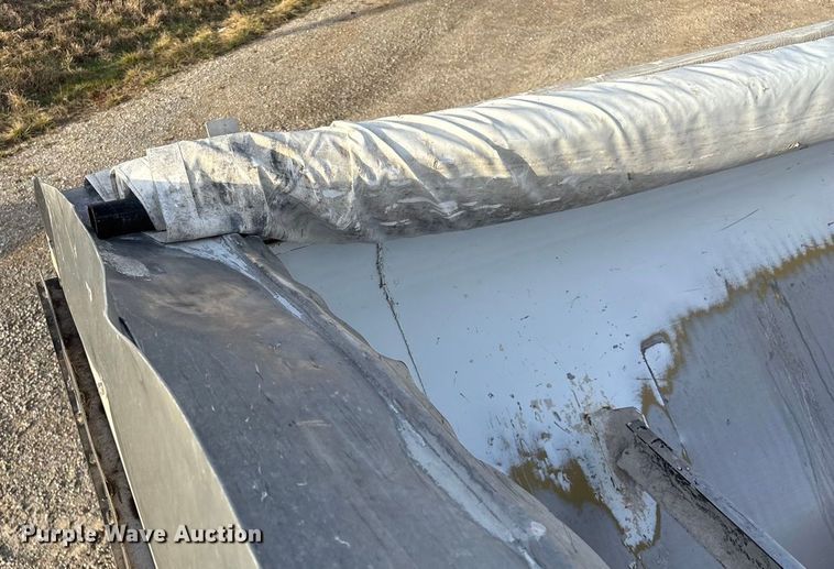 image for item FG0089 2002 International 8100 applicator truck