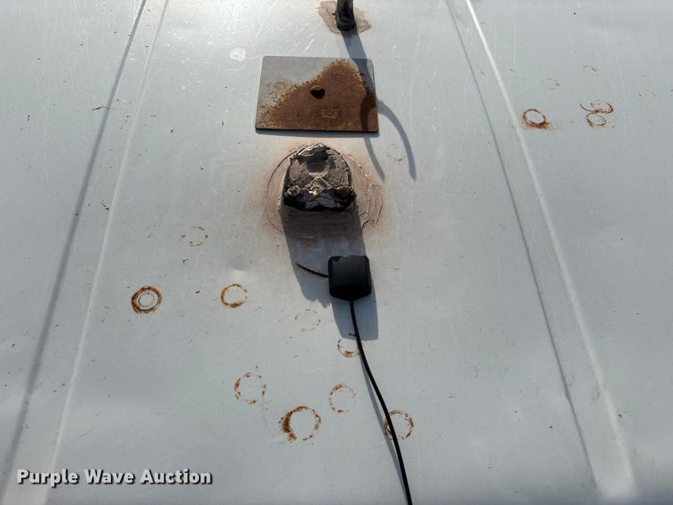 image for item FG0089 2002 International 8100 applicator truck