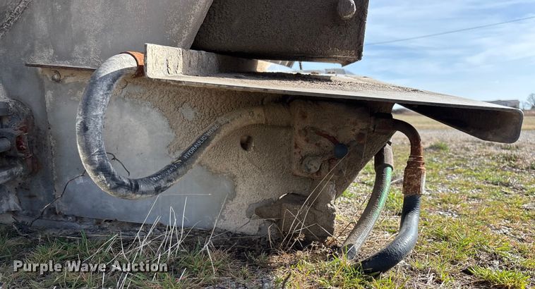 image for item FG0090 Warren applicator bed