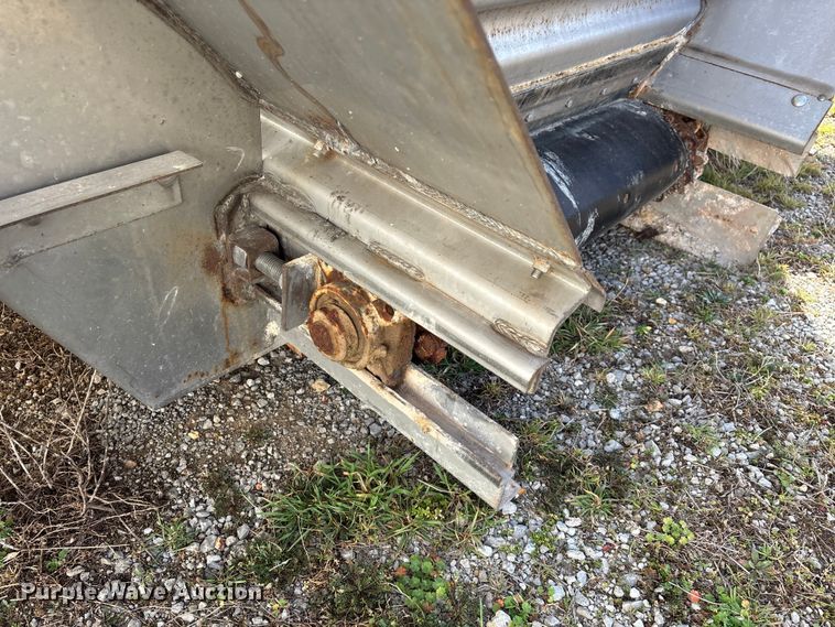 image for item FG0090 Warren applicator bed