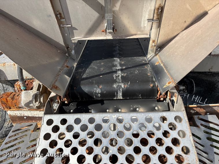 image for item FG0090 Warren applicator bed