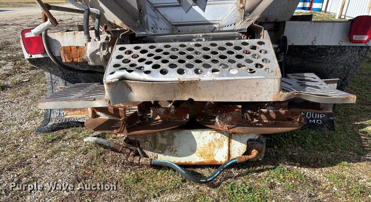 image for item FG0090 Warren applicator bed