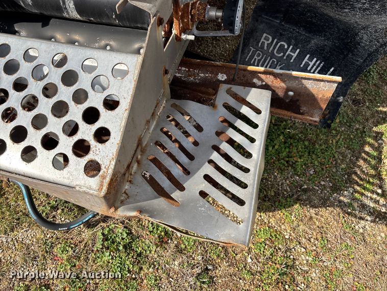 image for item FG0090 Warren applicator bed