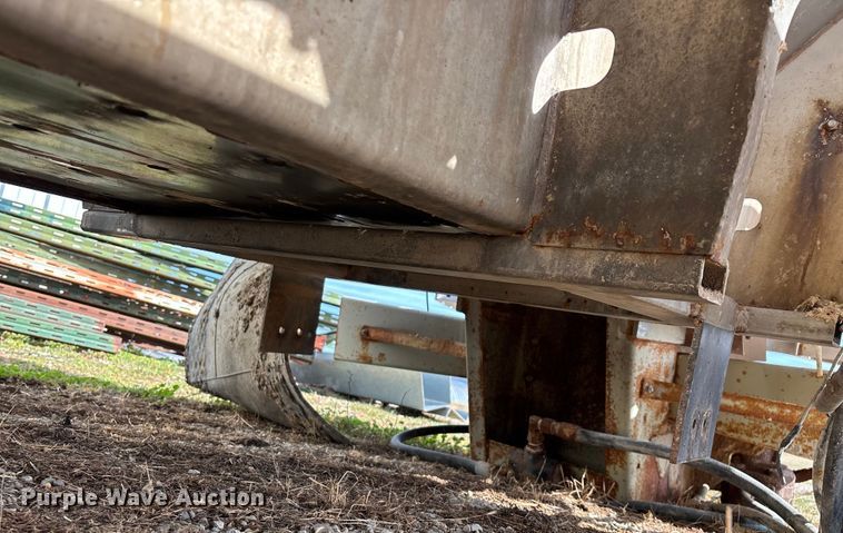 image for item FG0090 Warren applicator bed