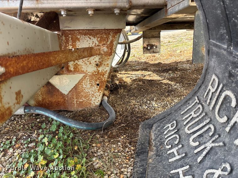 image for item FG0090 Warren applicator bed