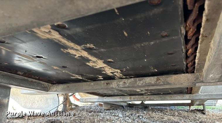 image for item FG0090 Warren applicator bed