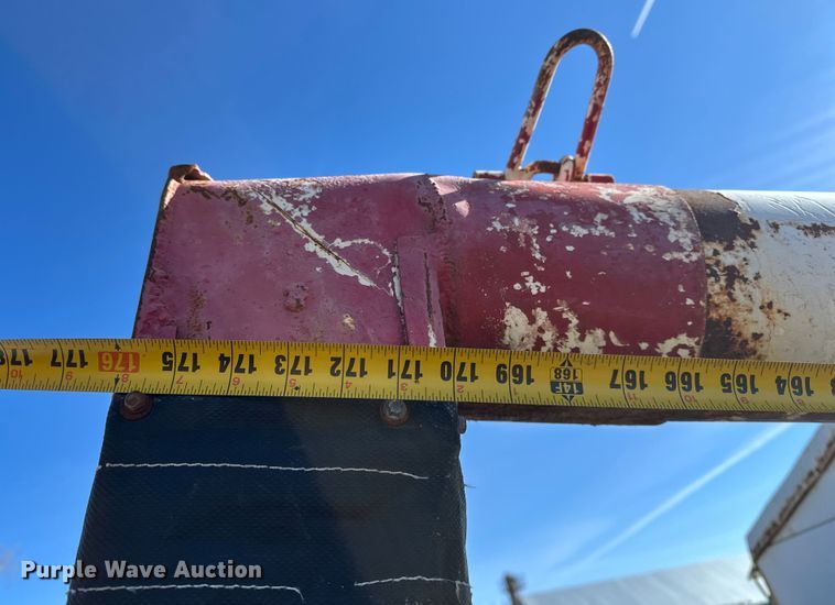 image for item FG2580 2002 Ford F-350 fertilizer delivery truck