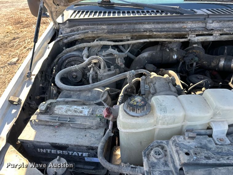 image for item FG2580 2002 Ford F-350 fertilizer delivery truck