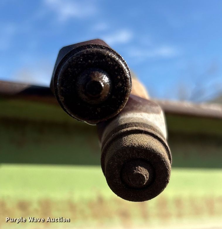 image for item FG2670 John Deere 1600 chisel