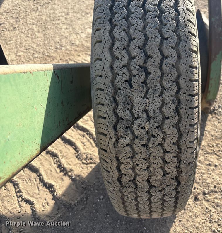 image for item FG2670 John Deere 1600 chisel