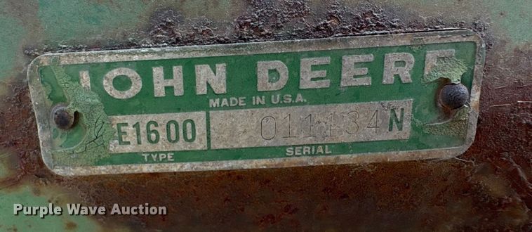 image for item FG2670 John Deere 1600 chisel