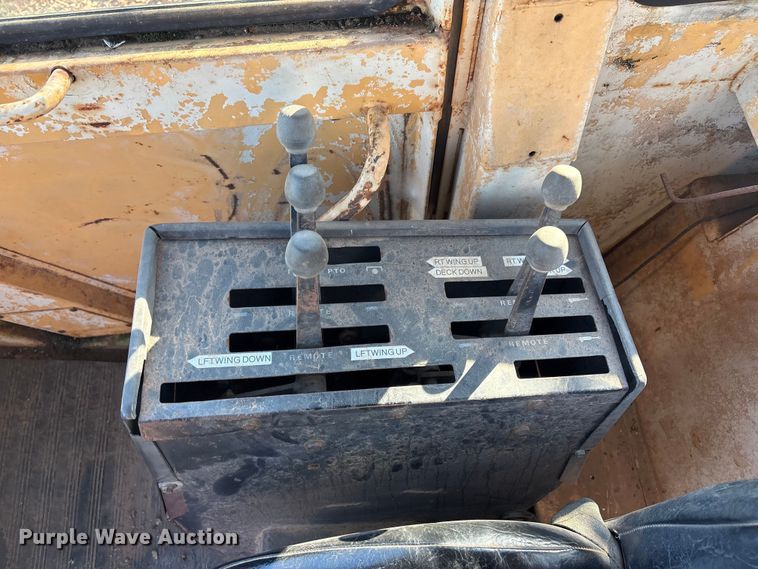 image for item FI0128 Case 2470 tractor