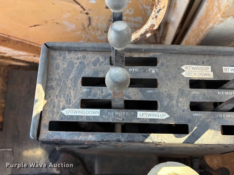 image for item FI0128 Case 2470 tractor