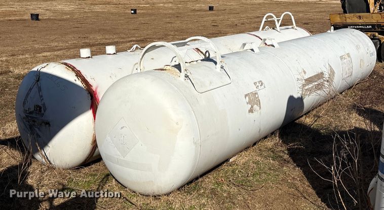 image for item FI0130 (2) anhydrous tanks