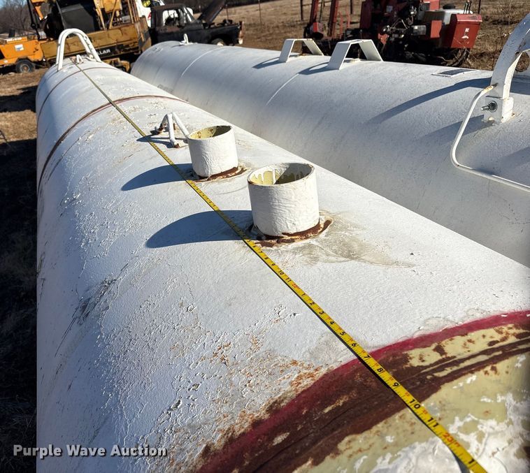 image for item FI0130 (2) anhydrous tanks