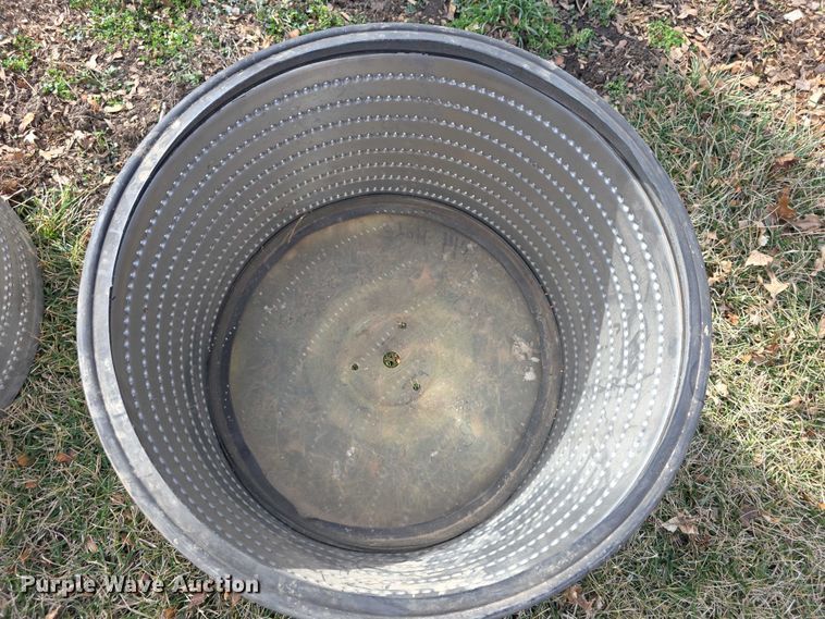 image for item FI0795 International Harvester 800 Cyclo Air air seeder