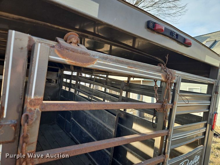 image for item FN5569 2010 Delta Manufacturing Inc. Delta Manufacturing, Inc. livestock trailer