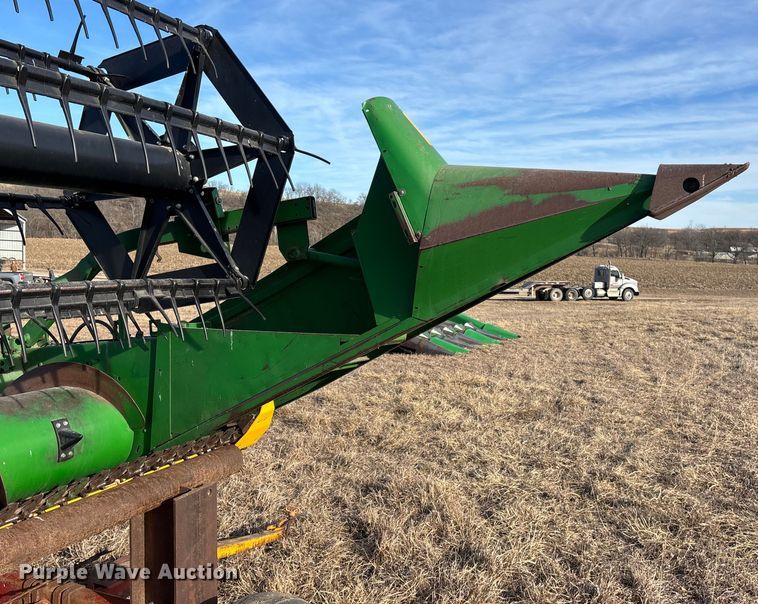 image for item FO3577 John Deere 922 rigid head