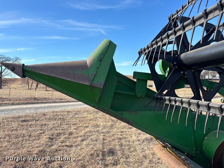 image for item FO3577 John Deere 922 rigid head