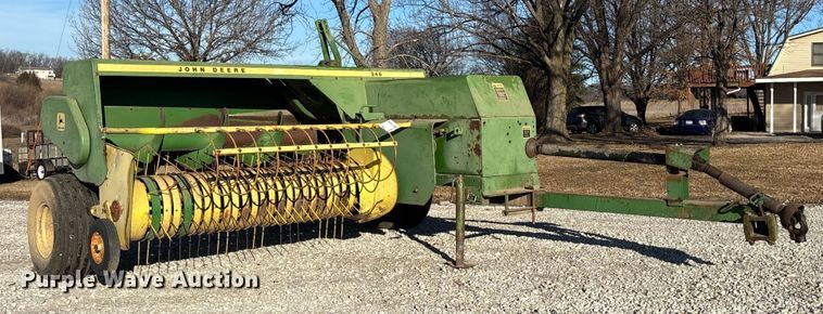 image for item FO3580 John Deere 346 small square baler