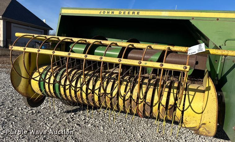 image for item FO3580 John Deere 346 small square baler