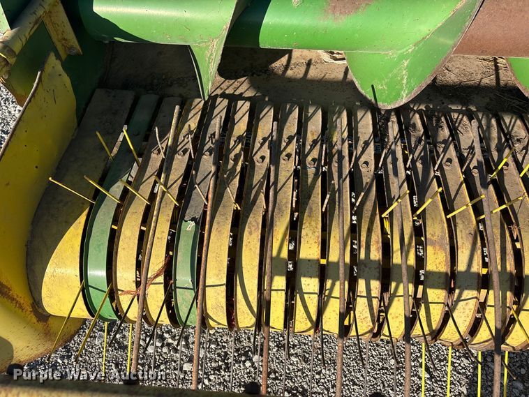 image for item FO3580 John Deere 346 small square baler