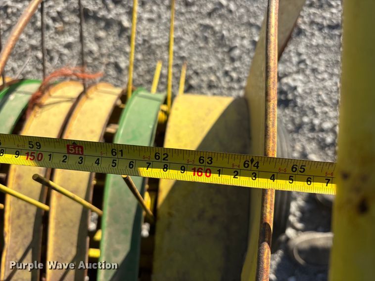 image for item FO3580 John Deere 346 small square baler