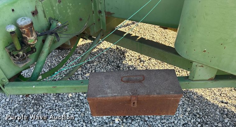 image for item FO3580 John Deere 346 small square baler