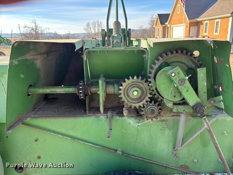 image for item FO3580 John Deere 346 small square baler