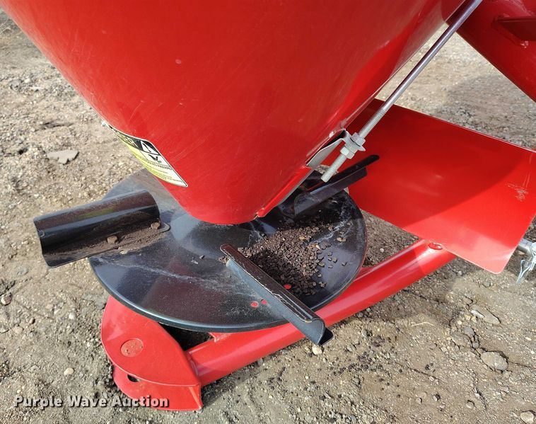 image for item IH9435 2024 Behlen County FS spreader