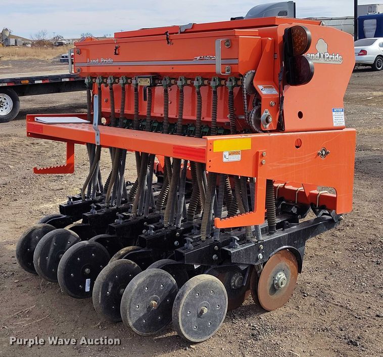 image for item IH9437 Land Pride 3P600 grain drill