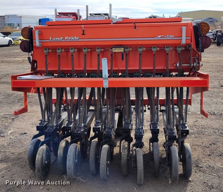 image for item IH9437 Land Pride 3P600 grain drill