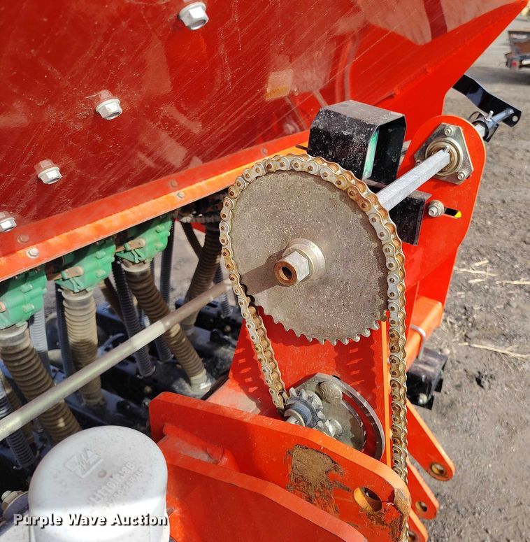 image for item IH9437 Land Pride 3P600 grain drill