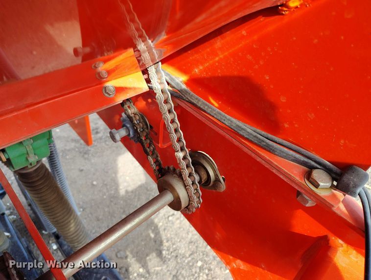 image for item IH9437 Land Pride 3P600 grain drill