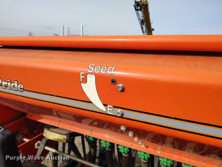 image for item IH9437 Land Pride 3P600 grain drill