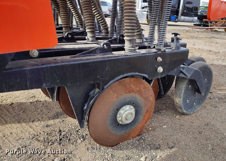 image for item IH9437 Land Pride 3P600 grain drill