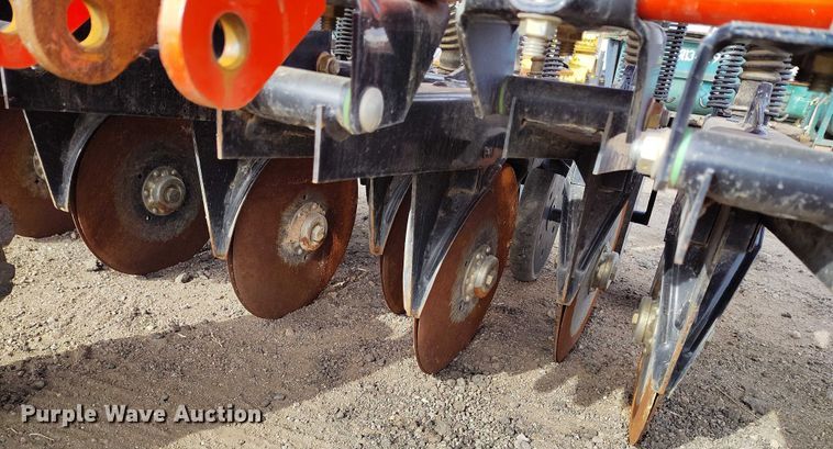 image for item IH9437 Land Pride 3P600 grain drill