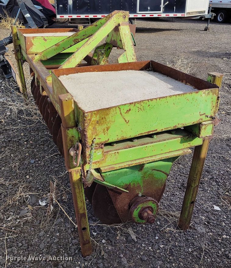 image for item IH9442 Ag attachments