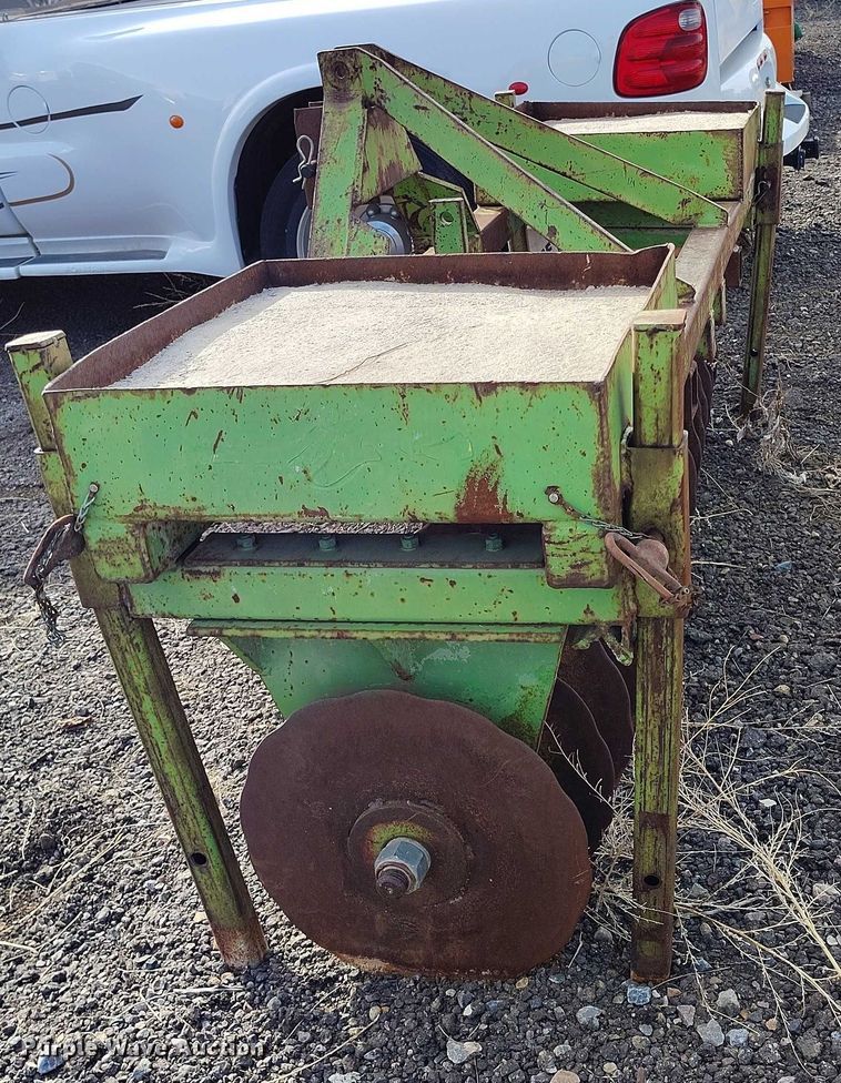 image for item IH9442 Ag attachments