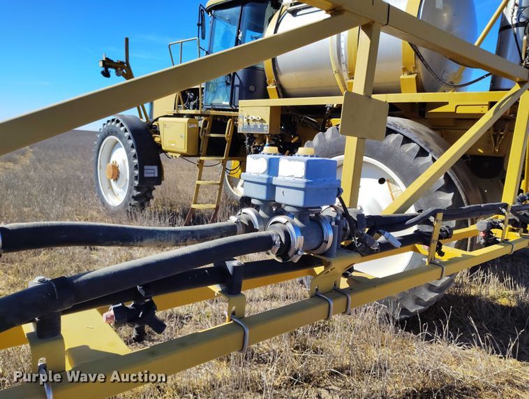 image for item IH9446 AG-Chem RoGator 1264 